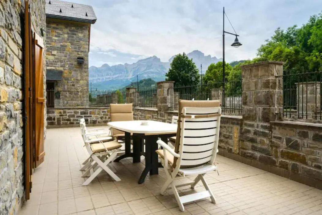 Unifamiliar El Pueyo De Jaca, Panticosa Apartment Exterior photo